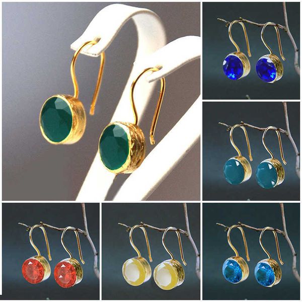 Cuelga la lámpara de moda redonda de piedra verde oscuro pendientes de gota para las mujeres joyería de moda de color dorado AAA círculo de circón cúbico pendientes de boda G230313