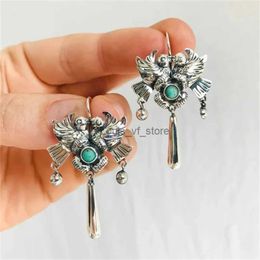 Chandelier en peluche vintage Design de fleurs d'oiseau vintage Boucles d'oreilles en pierre verte pour femmes rétro Bohemian Silver Color Jewelry Tourisme Souvenir H240423