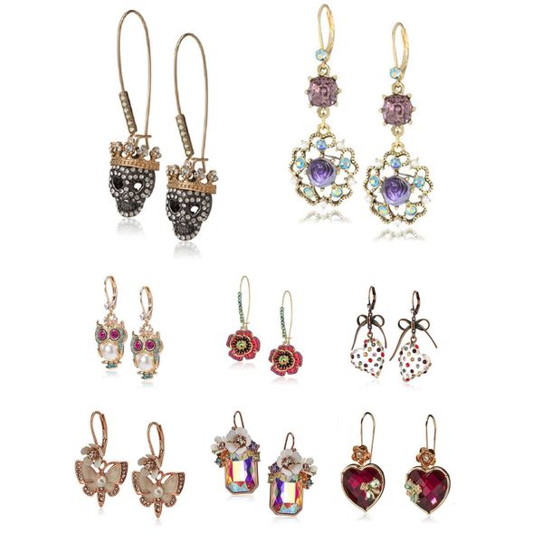 Balancent Lustre En Gros Style De Mode Cristal Zircon Boucles D'oreilles Crâne Fleur Hibou Papillon Ensemble Abeille Coeur Goutte 230621