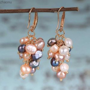 Boucles d'oreilles pendantes de vigne perle en eau douce de lustre