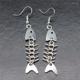 Pendientes colgantes 1 par Moda Hecho a mano Diseño simple Color plata antigua Colgante de hueso de pescado Gota