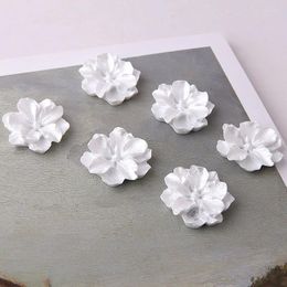 Boucles d'oreilles pendantes en résine tridimensionnelle, 10 pièces, pétales de fleurs blanches élégantes coréennes, grandes pour femmes, accessoires de bricolage Vintage