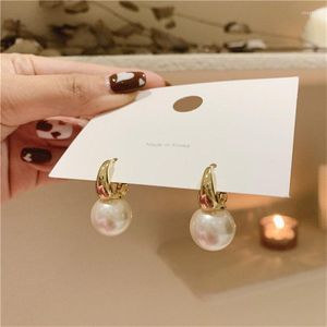 Bengelen oorbellen 2022 Leuke parelstudies hoepel voor vrouwen goudkleur oorblok minimalistische kleine knuffels hoepels bruiloft mode sieraden