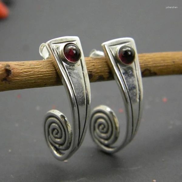 Boucles d'oreilles pendantes de Style ethnique pour femmes, rondes incrustées de pierre rouge, Vintage, couleur argent, spirale métallique, bijoux féminins, 2023