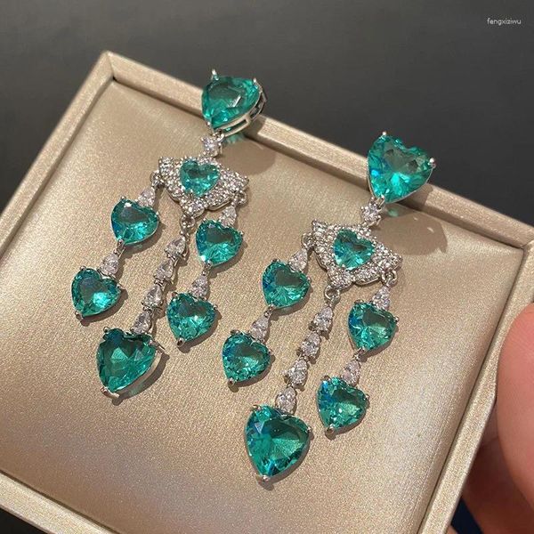 Boucles d'oreilles pendantes en zircone cubique verte pour femmes, bijoux ethniques en cristal, style bohème, romantique, en forme de cœur, exquis, 2023