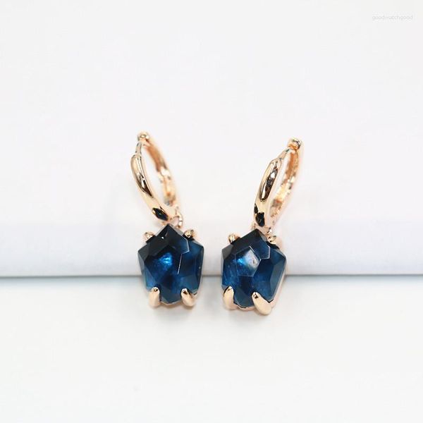 Boucles d'oreilles en peluche 2023 Magnifique interface géométrique irrégulière Blue Crystal Rose Gol