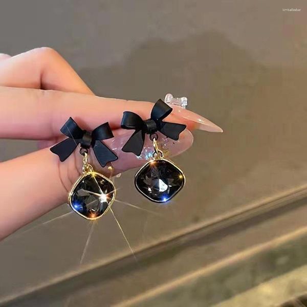 Pendientes colgantes 2023 joyería de moda Color negro Bowknot cubo pendiente de cristal lazo cuadrado para mujeres bonito regalo