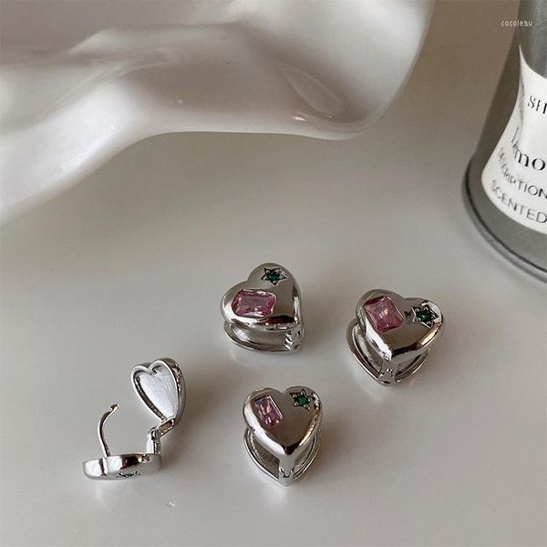 Pendientes colgantes 2023, diseño de moda, estrella de circón, Clip de corazón amoroso para mujeres y niñas, moda coreana Y2k, joyería de Metal para primavera y verano