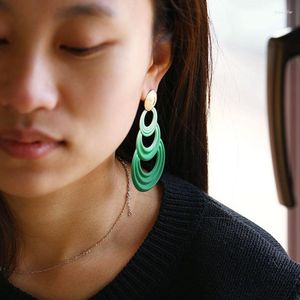 Boucles d'oreilles pendantes 2023 à la mode Ins impair pour les femmes mignon mode cercle acrylique géométrie bijoux alliage laque creux Simple cadeaux