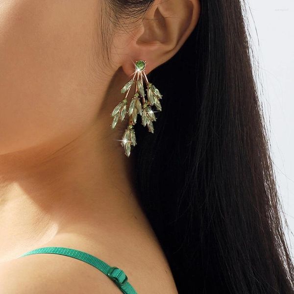 Pendientes colgantes 2024, diseño creativo, rama de hoja, moda para mujer, hojas colgantes de diamantes de imitación brillantes para mujer, regalo de joyas de fiesta