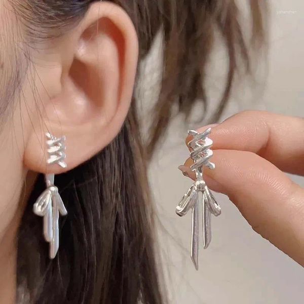 Boucles d'oreilles pendantes en métal pour femmes, Design, nœud papillon, goutte, Vintage, Simple, couleur argent, accessoires bijoux de tempérament, 2024