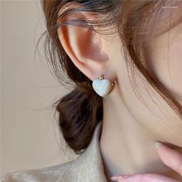 Boucles d'oreilles pendantes en forme de cœur en émail blanc pour femmes, Design élégant, sens de l'amour, couleur or, bijoux de mariage, 2024