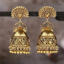Boucles d'oreilles pendantes ethniques Jhumka pour femmes, bijoux bohème du népal, Style rétro exagéré, pendentif cloche creuse paon, 2024