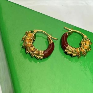 Boucles d'oreilles en peluche 2024 Europe Designer Marque Red Brown Brass plaqué 24k Oreau d'oreilles Femmes Luxury Bijoux Party Paynway Trend