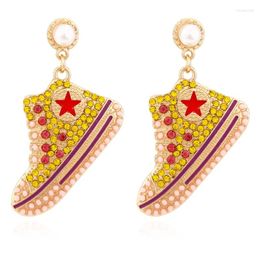 Boucles d'oreilles pendantes, chaussures créatives à la mode, vente en gros de perles, 2024
