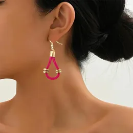 Boucles d'oreilles pendantes en cuir Pu pour femmes et filles, bijoux de personnalité, cadeaux de fête, tendance 2024