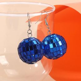 Dange oorbellen 70s Europese stijl Cool Disco Ball uniek grappige kleurrijke ronde feestdansende oorbel voor vrouwen vintage mode -sieraden