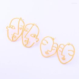 Bengelen oorbellen acryl parels abstracte gezicht drop earring gouden kleur doorboord menselijk figuur voor vrouwen mode sieraden accessoire groothandel