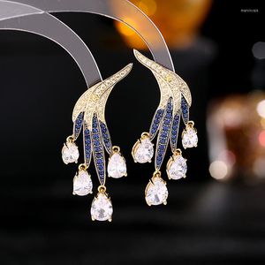 Dangle Oorbellen Geavanceerde Mode Trendy Creatief Ontwerp Veer Drop Extravagante Vleugel Voor Vrouwen Bruiloft Sieraden