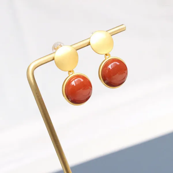 Pendientes colgantes Estilo antiguo Plata de ley S925 Chapado en oro Ágata roja del sur natural Retro Fácil de combinar Pendiente simple para mujer