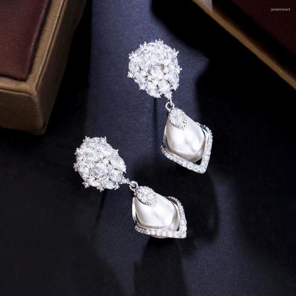 Pendientes colgantes BeaQueen elegante colgante declaración perla copo de nieve gota para mujer Zirconia cúbica transparente boda fiesta joyería regalo E558