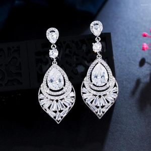 Dange oorbellen Beaqueen Gorgeous White Water -druppels Cubic Zirconia Drop Good Quality Wedding Kostuum sieraden voor vrouwen E480