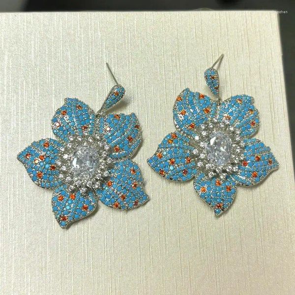 Boucles d'oreilles pendantes bilinéaire mode élégante fleur bleue boucle d'oreille pendante pour les femmes bijoux de mariage