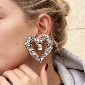 Boucles d'oreilles Boutique pour femmes, strass brillants, breloques en forme de cœur, bijoux tendance, robe de soirée, accessoires de déclaration