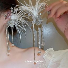 Boucles d'oreilles pendantes Branches fleurs chaînes de plumes gland tempérament Super fée européen et américain