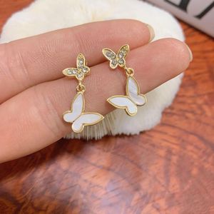 Boucles d'oreilles en peluche Chandelier Bijoux Shell Butterfly pour les femmes coréennes mignonnes mignonnes oreilles sucrées 2023 BRINCO