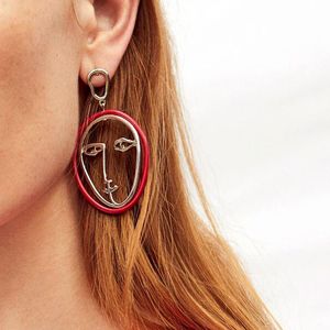 Dangle boucles d'oreilles lustre marque bijoux Top qualité Unique métal ton or creux visage filles 2023 Vintage abstrait pour les femmes B