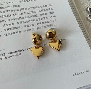 Dangle Boucles D'oreilles Lustre En Laiton Avec 18k Or Boule Coeur Femmes Bijoux Fête Boho T Show Robe Piste Rare Coréen Japon À La Mode Stuning INS