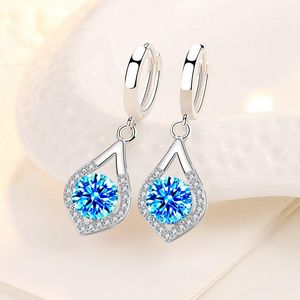 Boucles d'oreilles pendantes lustre charmant cristal bleu goutte d'eau rose Zircon blanc pierre ronde pour femmes bijoux de mariage couleur argent boucles d'oreillesD