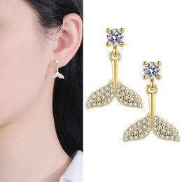 Dangle Boucles D'oreilles Lustre De Mode Baleine Queue Courte Boucle D'oreille Pour Les Femmes Brillant Micro Cristal Pavé Élégant Piercing Stud Bijoux Cadeaux