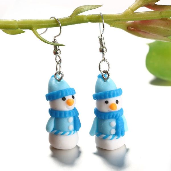 Pendientes colgantes Candelabro Par Lindo Arcilla suave Navidad Papá Noel Mini muñeco de nieve en forma para mujer Moda Oreja Joyería Artesanía CharmsDangle