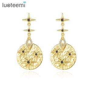 Dange oorbellen China Lute Musical Instrument Drop voor vrouwen Shining Stars Black CZ Round Fashion Jewelry 2023 Chandelier