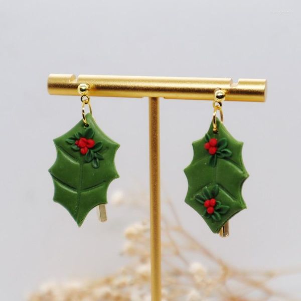 Boucles d'oreilles pendantes feuilles de noël pendentif haricot rouge pour femmes filles à la main en argile polymère métal goutte boucle d'oreille bijoux