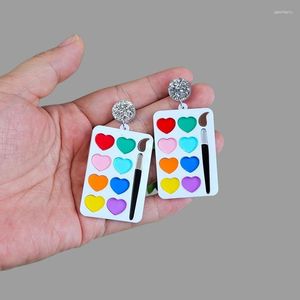 Boucles d'oreilles en peluche créatives drôles de palette de coeur pêche colorée pincette pendante pendante en boucles d'oreilles géométriques acryliques pour femmes bijoux