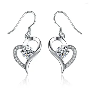 Boucles d'oreilles pendantes créatives en forme de cœur, goutte de cristal pour femmes, bijoux à la mode pour fête de mariage