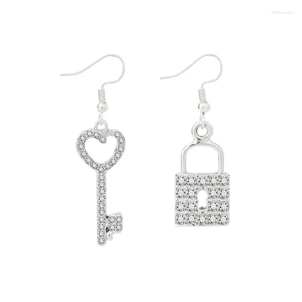 Pendientes colgantes con llave de bloqueo de estilo Ins creativo para mujeres y niñas, Pendientes brillantes con diamantes de imitación de amor pequeños, joyería para mujer, Pendientes de regalo