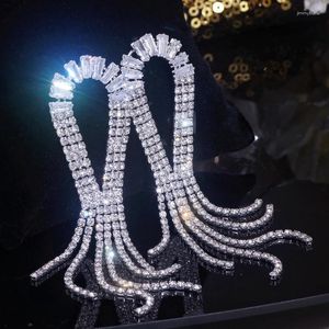 Dangle Oorbellen Ontwerp Zilver Kleur Lange Kwast Voor Vrouwen Glanzend Kristal Strass Europa Avondfeest Grote Oorbellen