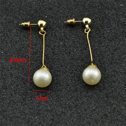 Les boucles d'oreilles en pente tombent pour les femmes Clip de bijoux de mode sur l'oreille sans percer en gros sexy finer les dames urbaines matures sexy