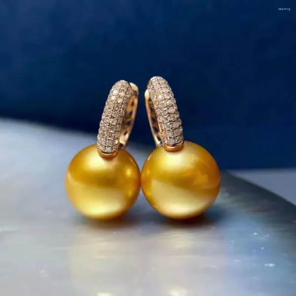 Boucles d'oreilles en peluche élégante de la mer d'oreille en or 10 à 11 mm 925