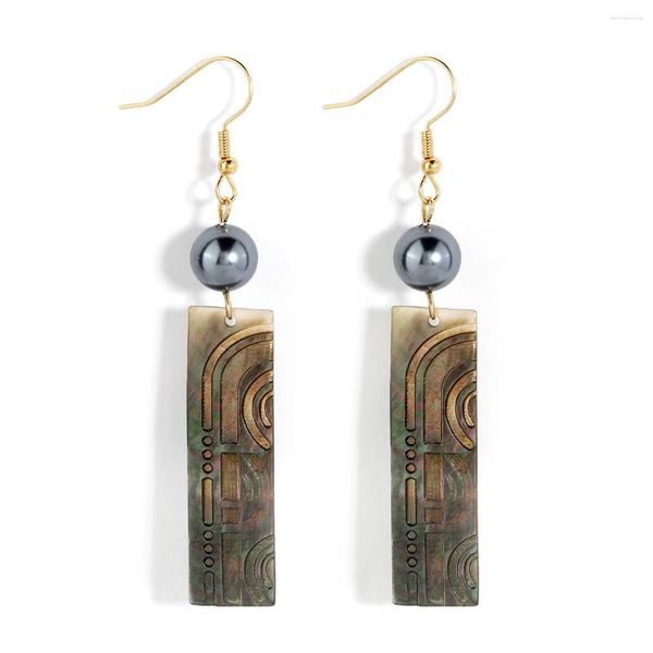 Boucles d'oreilles pendantes élégantes tribales polynésiennes sculptées en nacre, lèvres noires, barre verticale, bijoux pendants