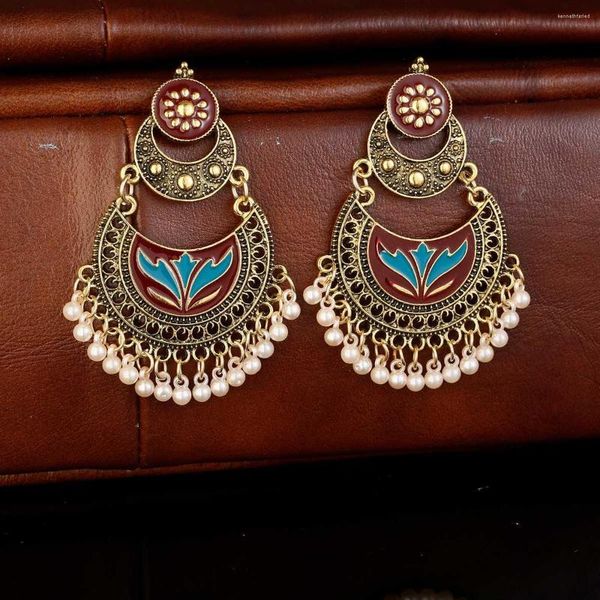 Boucles d'oreilles en peluche Croissant de fleurs roses ethniques Bollywood Kundan Jhumka Bijoux de mode Perles Tassel Gypsy
