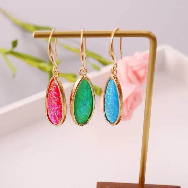 Boucles d'oreilles en peluche et américaine à mode européenne multi-couleurs semi-précieuses grameaux d'oreille en pierre féminine