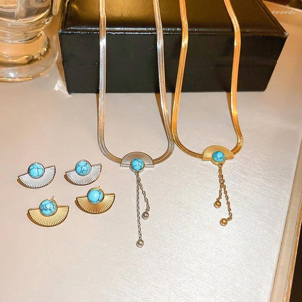 Boucles d'oreilles pendantes européennes et américaines, petits clous d'oreilles géométriques en acier titane turquoise en forme d'éventail, style français personnalisé métallique