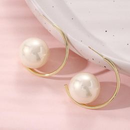 Boucles d'oreilles pendantes exagèrent l'atmosphère Big Pearl Design personnalisé avec un sentiment de sophistication Tempérament exquis pour les femmes