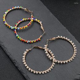 Pendientes colgantes Fahion Aleación de zinc Aro para mujer Pendiente circular Joyería con cuentas de semillas Un par Tamaño grande Forma C 5,5 cm Y1543