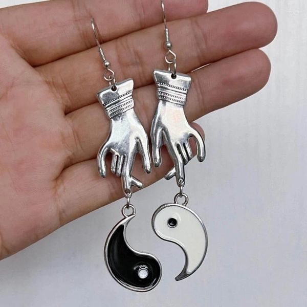 Boucles d'oreilles en peluche modelle Black White Gossip Drop pour femmes Punk Gothic Retro Yin Yang Bijoux esthétique Gift